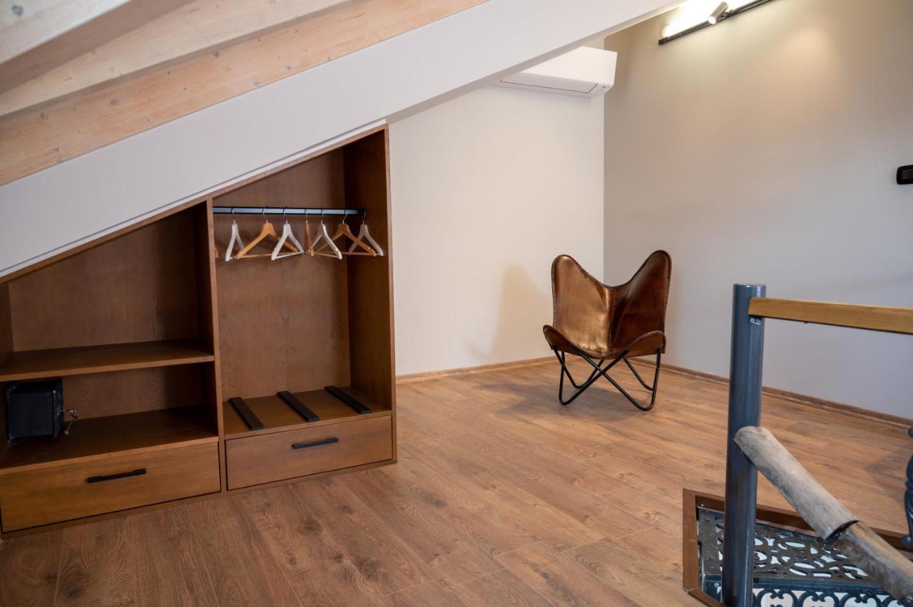 Nostalgia Apartment